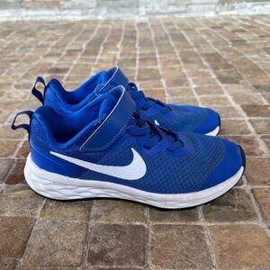 Nike Kids Blue Athletic Shoes